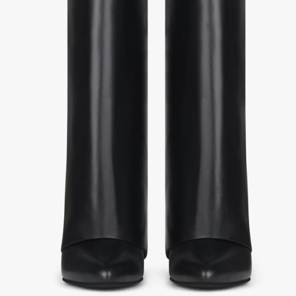 Givenchy Shark Boots BRAND NEW NEVER WORN in black